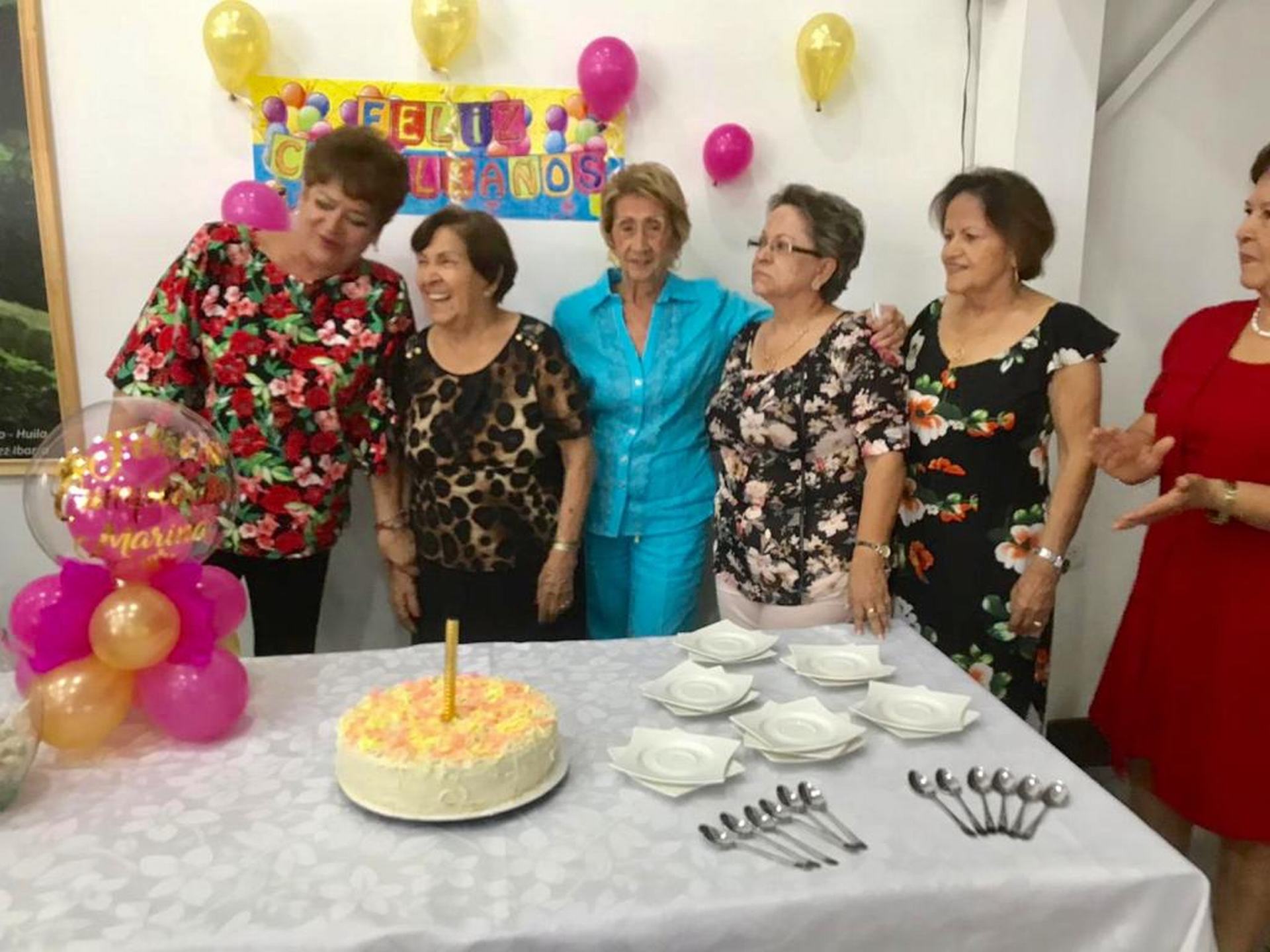 Prince Ramos, Marina de Suarez, Arcelia “Chela” de Osorio, Nancy Suárez y Lucila de Ramos.